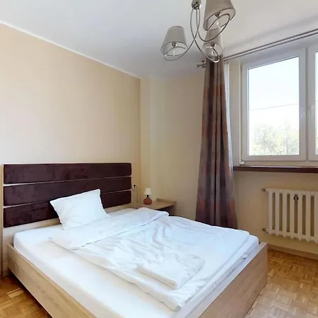 アパート Komfort Przy Rynku ヴロツワフ